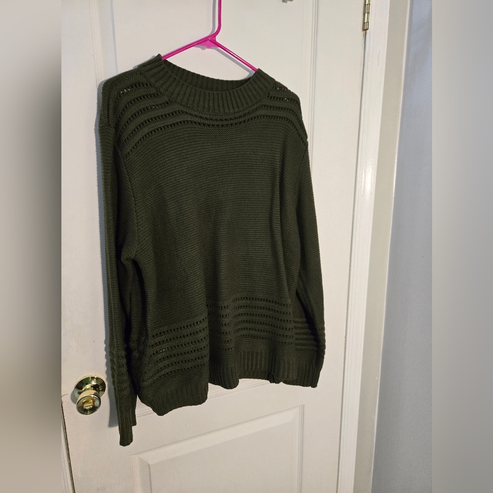 SHEIN Dark Green Crew Neck Sweater